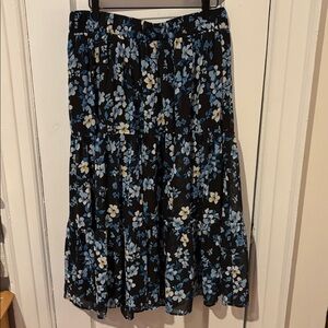 Torrid blue floral midi skater skirt Size 1
